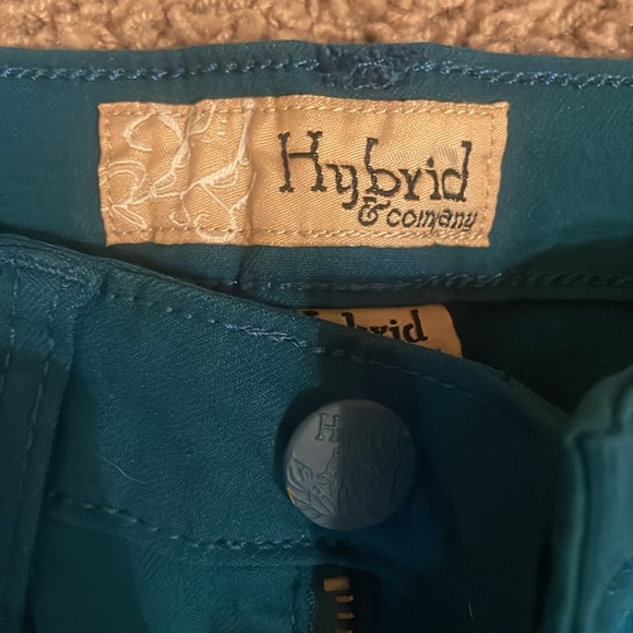 Hybrid Size Small denim in turquoise color. - Picture 2 of 4